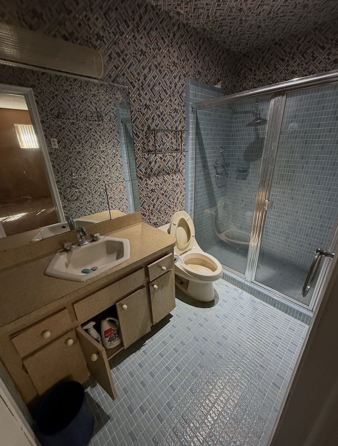 Classic Bathroom — Before — Before